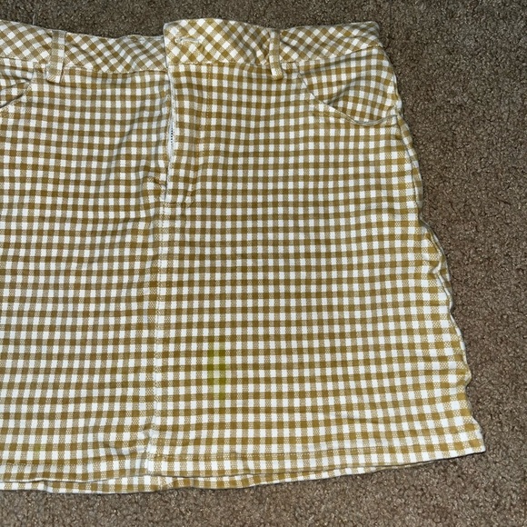 Mini Skirt - Picture 2 of 5